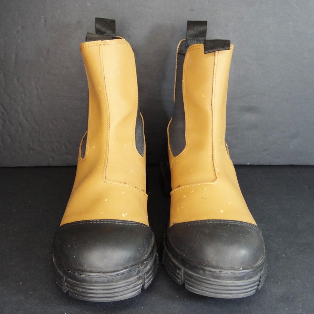 Ganni Camel and Black Winter Boots - Picture 4 of 7